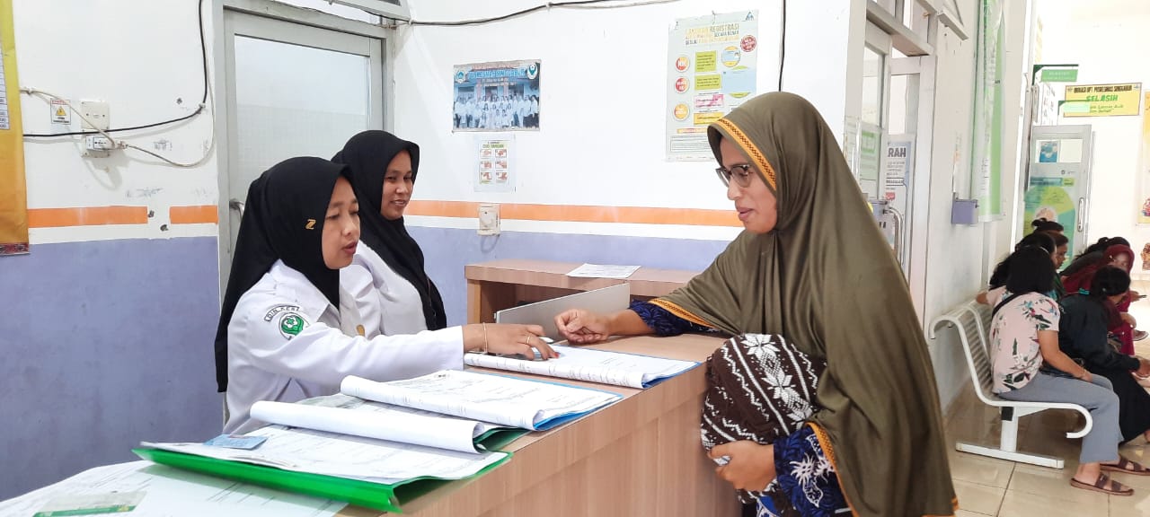 Puskesmas Singgabur Kecamatan Sitellu Tali Urang Julu Gelar Pemeriksaan IVA Test