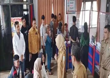 Plt Bupati Way Kanan, Ayu Asalasiyah Sidak ke Sejumlah OPD