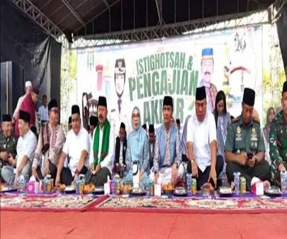 Ribuan Jemaah Hadiri Istighosah HUT Kabupaten Way Kanan