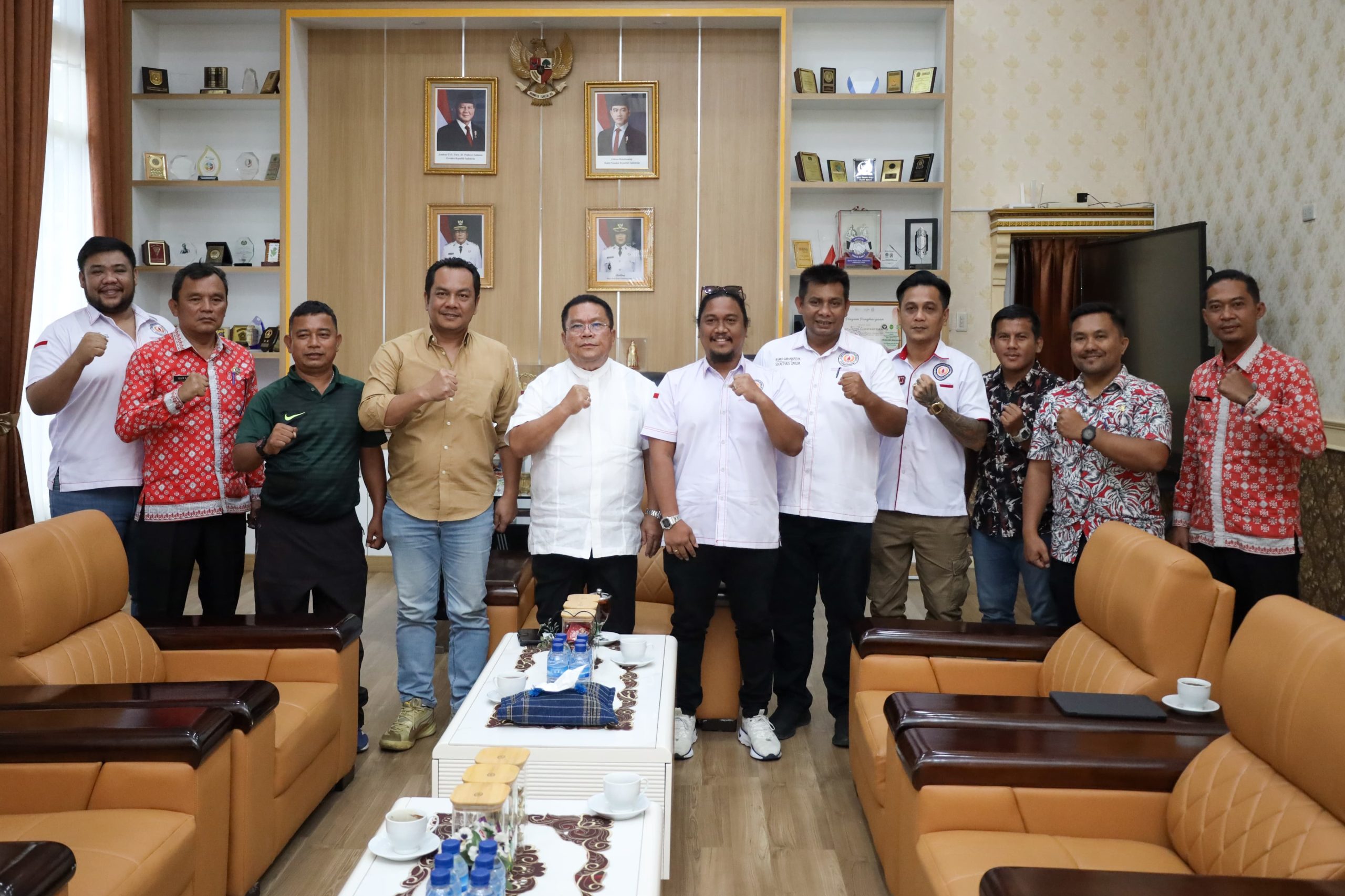 Ketua KONI Pematangsiantar Rio Siahaan Sampaikan Bahwa Wesly Sangat Peduli Atlet dan Olahraga Ketua KONI Pematangsiantar Rio Siahaan Sampaikan Bahwa Wesly Sangat Peduli Atlet dan Olahraga