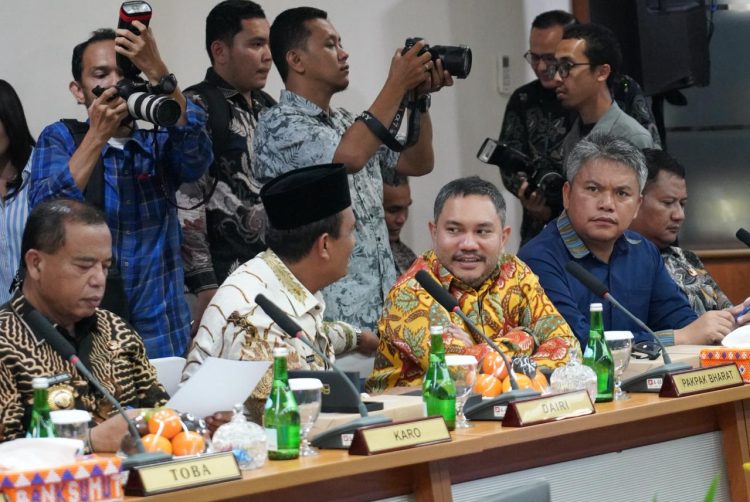 Bupati Pakpak Bharat Hadiri RUPS LB PT Bank Sumut