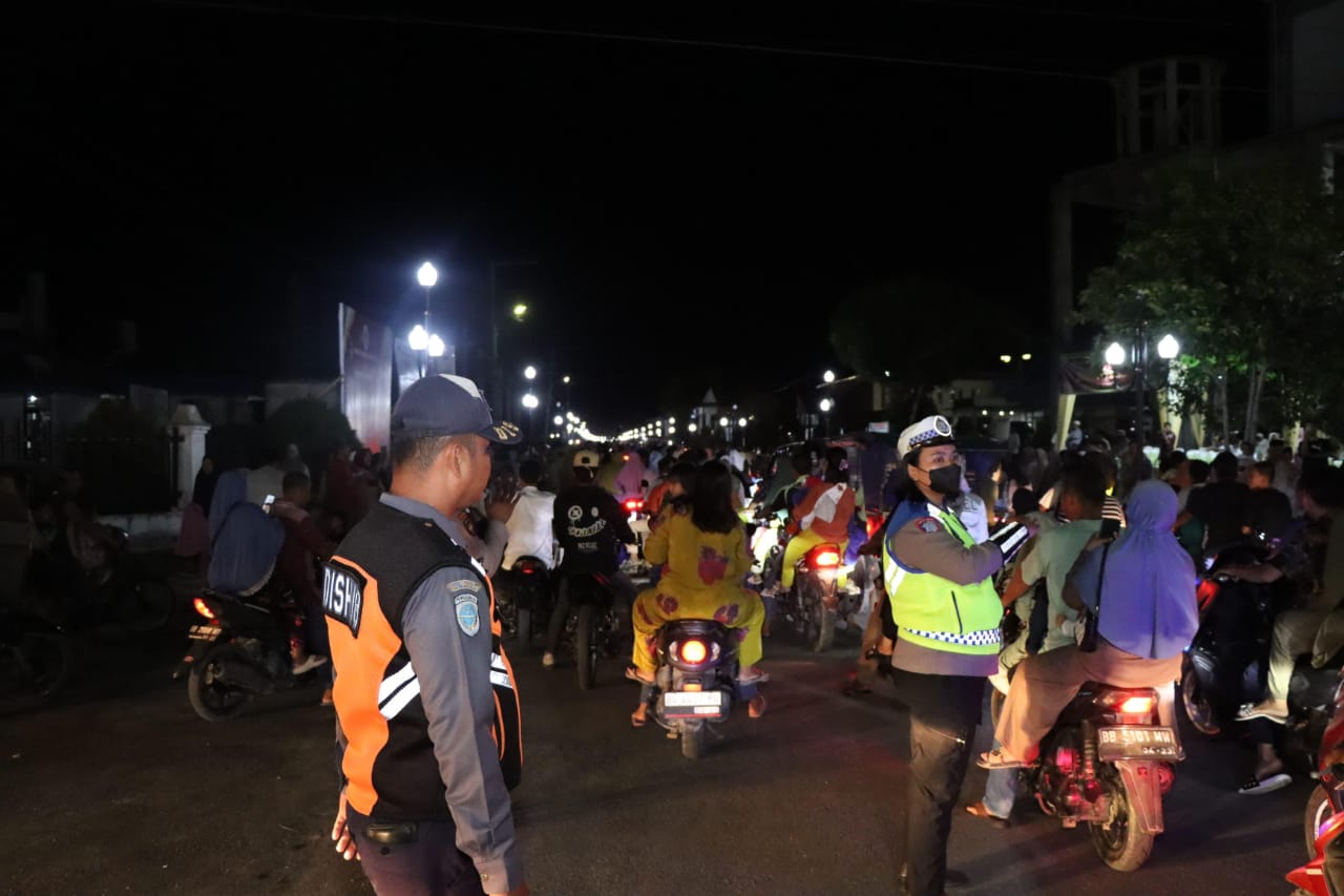 Polres Tapteng Amankan Pawai Takbiran Sambut Idul Adha 1446 H