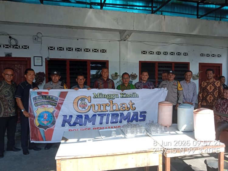 Polsek Siantar Barat Gelar Minggu Kasih Curhat Kamtibmas, Sampaikan Pesan Himbauan dan Layanan Polisi 110