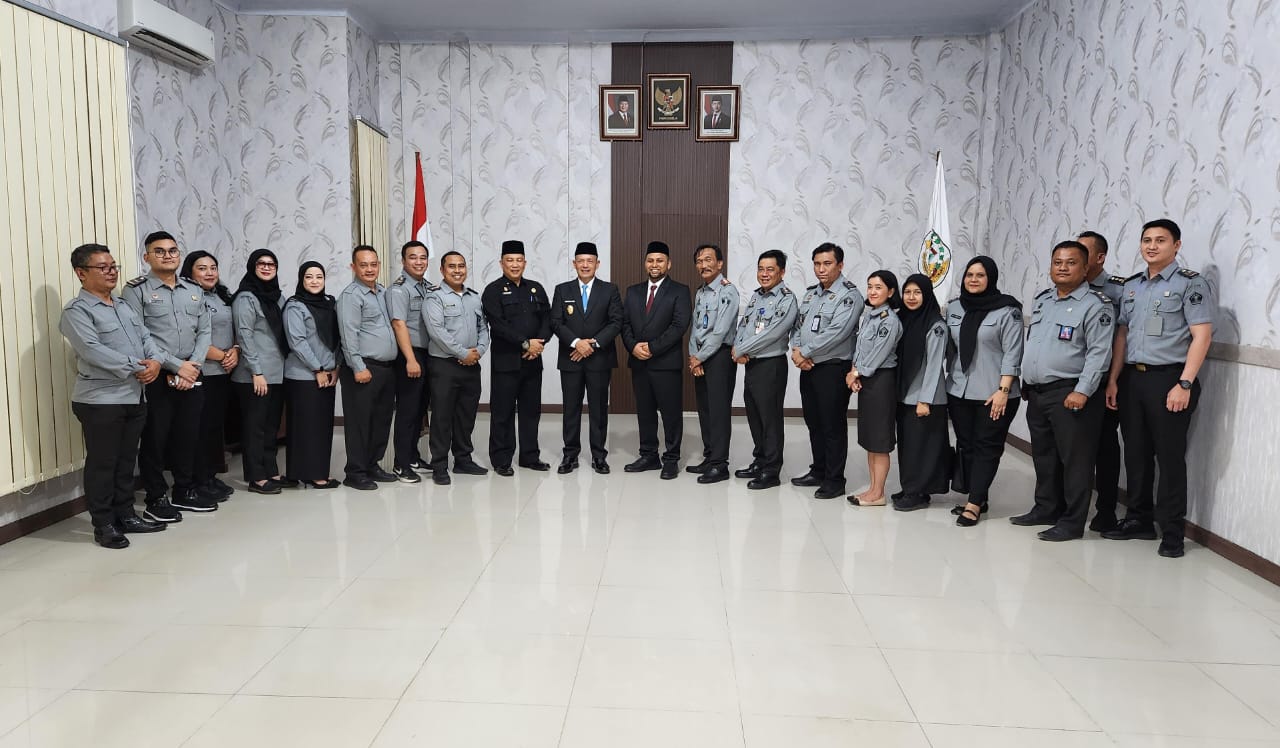 Wakil Bupati Tapanuli Tengah Lantik Ali Marwan HSB Menjadi Kepala Bagian Hukum dan Ortala 