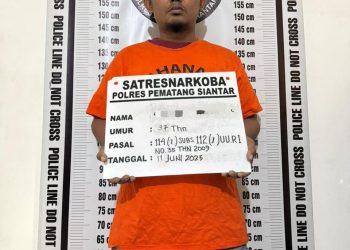 Polres Pematangsiantar Ringkus Pria Pemilik 2 Paket Sabu Saat Berdiri Di jalan Sibatu-batu