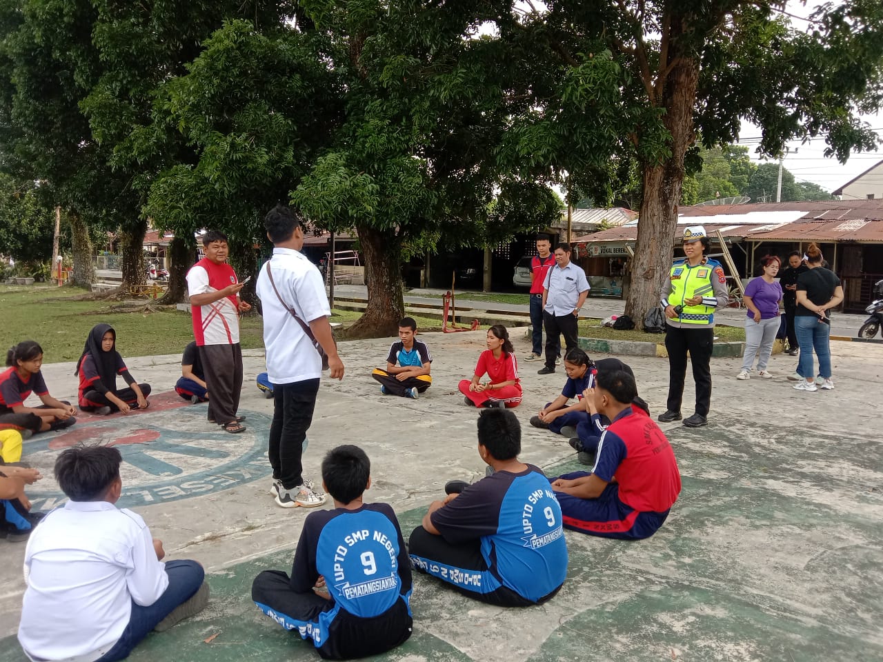 Edukasi Pelajar, Sat Lantas Polres Pematangsiantar Laksanakan Pelatihan Mandiri kepada PKS Edukasi Pelajar, Sat Lantas Polres Pematangsiantar Laksanakan Pelatihan Mandiri kepada PKS