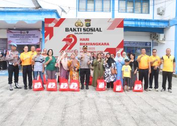 Polres Simalungun Bagikan 150 Paket Sembako Gratis Untuk Lansia Dan Masyarakat Sambut HUT Bhayangkara Ke-79