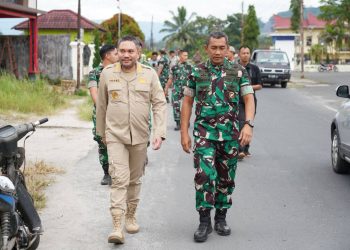 Bupati Pakpak Bharat Ajak Danrem 023/KS Kunjungi Mata Air Peninggalan Raja Sisingamangaraja XII di Desa Salak II