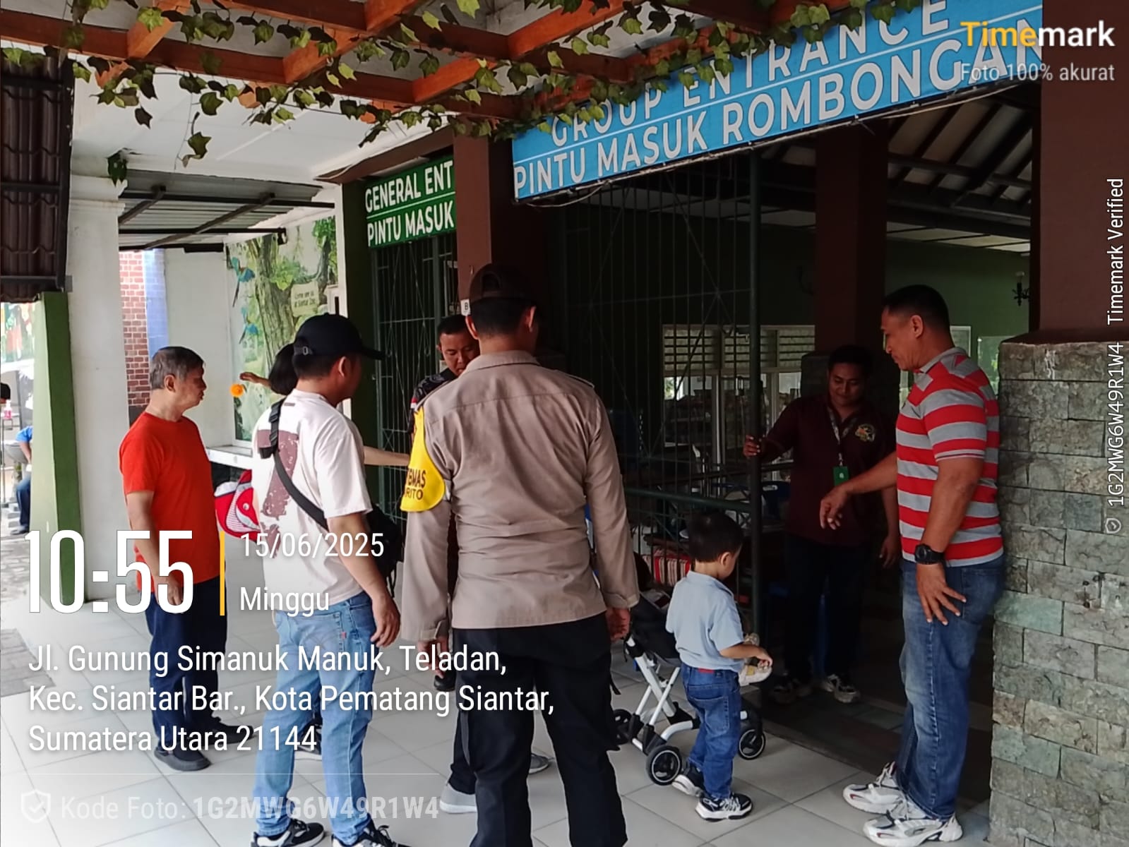 Antisipasi 3C dan Premanisme, Polsek Siantar Barat Patroli Sambangi Warga Antisipasi 3C dan Premanisme, Polsek Siantar Barat Patroli Sambangi Warga