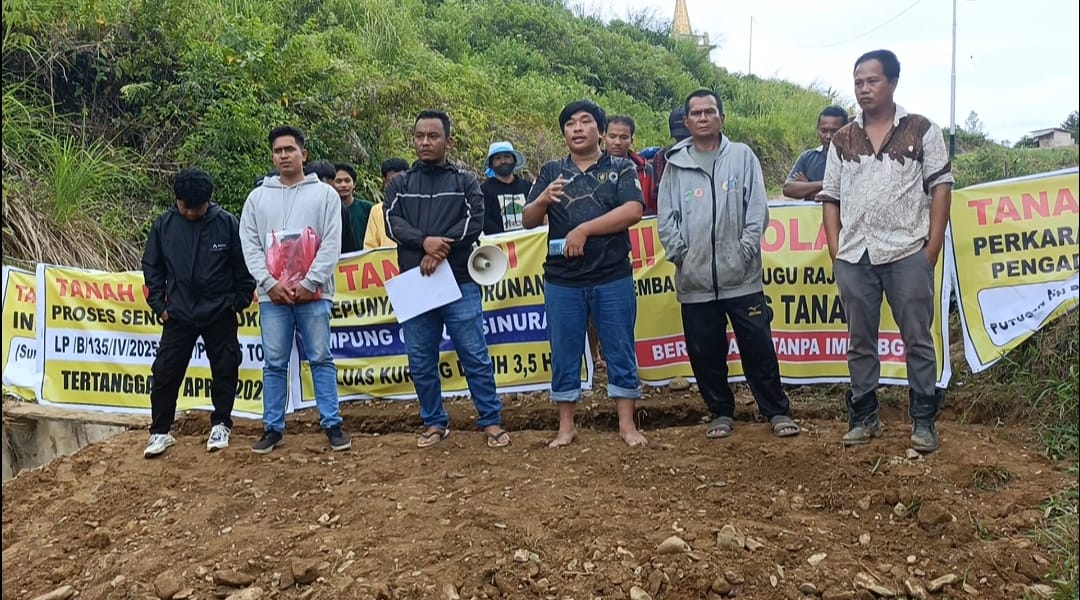 Lahan Masih Diperkarakan, Keturunan Ompu Gugun Sinurat Minta Masyarakat Aktivitas Pembangunan Tugu Raja Pagi Sinurat Dihentikan