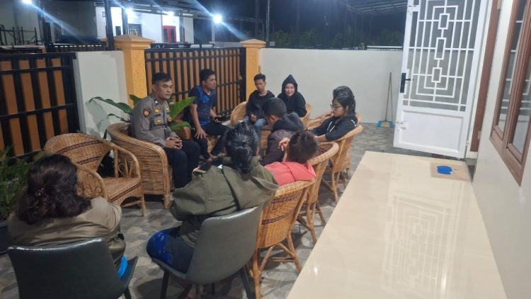 Tindaklanjuti Call Center 110, Polsek Siantar Martoba Mediasi Masalah Perbuatan Tidak Menyenangkan
