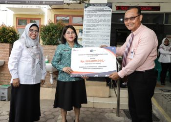 Ketua TP PKK Kota Pematangsiantar Ny Liswati Wesly Silalahi Menghadiri Acara Gebyar IVA Test, Sadanis dan Cek Kesehatan Gratis di Puskesmas Singosari