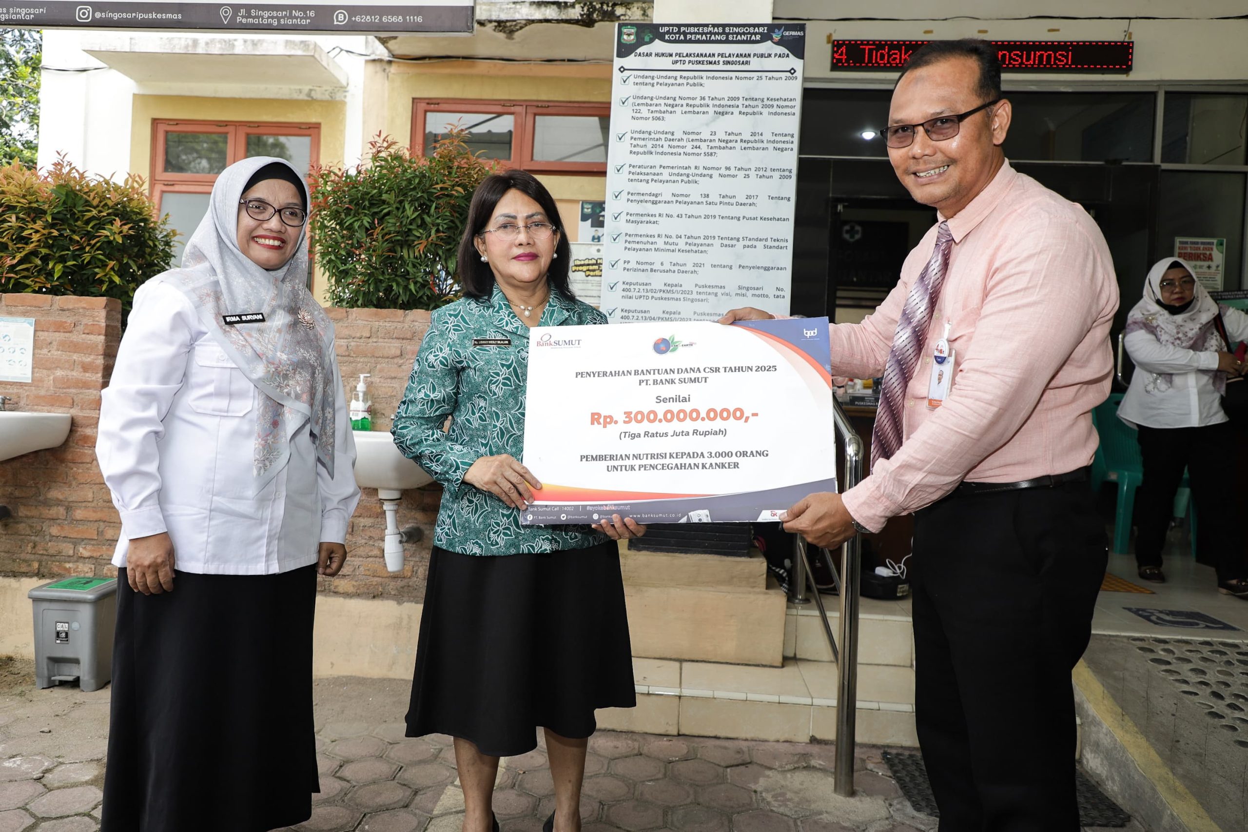 Ketua TP PKK Kota Pematangsiantar Ny Liswati Wesly Silalahi Menghadiri Acara Gebyar IVA Test, Sadanis dan Cek Kesehatan Gratis di Puskesmas Singosari Ketua TP PKK Kota Pematangsiantar Ny Liswati Wesly Silalahi Menghadiri Acara Gebyar IVA Test, Sadanis dan Cek Kesehatan Gratis di Puskesmas Singosari