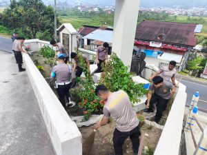 Menyambut HUT Bhayangkara ke-79, Polres Taput Laksanakan Bhakti Religius di Sejumlah Gereja dan Mesjid