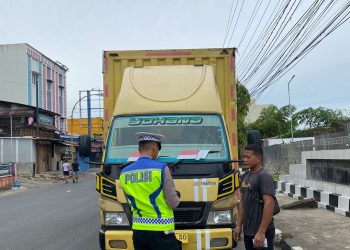 Sat Lantas Polres Sibolga Berikan Imbauan Dan Sosialisasi Overload Dan Overdimensi Bagi Pengendara 