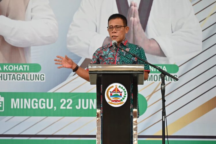 Bupati Tapteng : HMI Perekat Di Tengah Kemajemukan Masyarakat Tapteng Bupati Tapteng : HMI Perekat Di Tengah Kemajemukan Masyarakat Tapteng