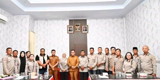 Bupati Tapanuli Tengah Terima Audiensi DPC Pelita Prabu Tapanuli Tengah