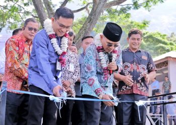 Resmikan Restoran Terapung di Nagori Ujung Saribu, Bupati Simalungun Tekankan Sikap Ramah Tamah dan Jaga Kebersihan