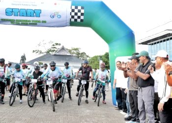 Lepas Peserta Geobike Kaldera Toba #8, Bupati Simalungun Berpesan Agar Biker Hati-hati Di Jalan