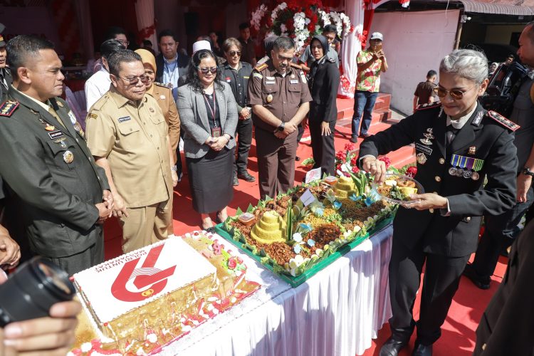 Wali Kota Pematangsiantar Wesly Silalahi Hadiri Upacara dan Syukuran HUT ke-79 Bhayangkara Tahun 2025