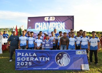 Wakil Bupati Tapanuli Tengah Menutup secara resmi Piala Soeratin U-13 dan U-15 Tahun 2025