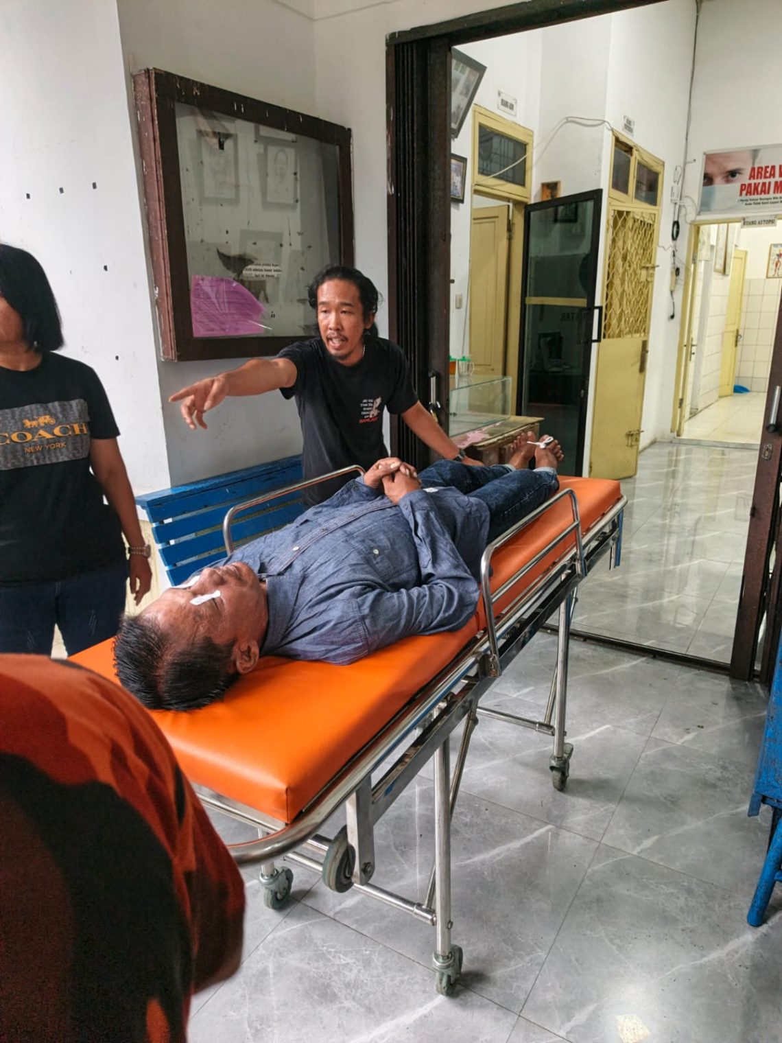 Seorang Penumpang Bus Nice Trans Meninggal Dalam Perjalanan Menuju Siantar Seorang Penumpang Bus Nice Trans Meninggal Dalam Perjalanan Menuju Siantar