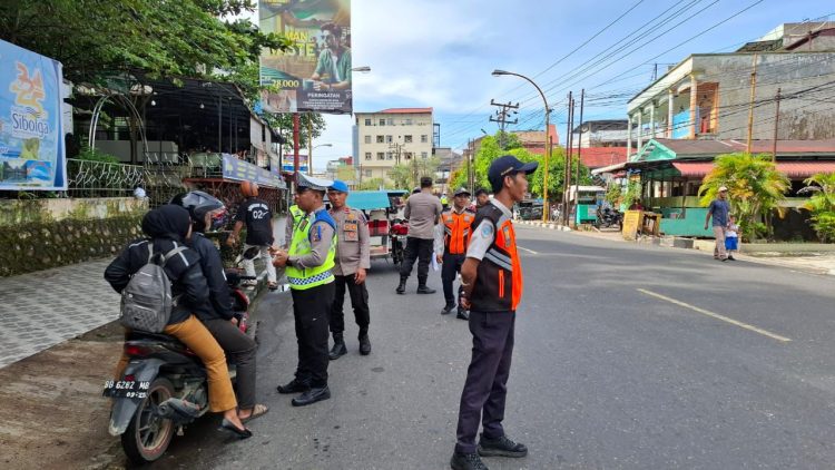 Hari Ketiga Operasi Patuh Toba 2025, Polres Sibolga Tindak Tegas Pelanggar Lalu Lintas