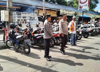 Cegah Pungli, Sat Binmas Polres Pematangsiantar Sambang Kamtibmas Kepada Jukir di Jalan Vihara