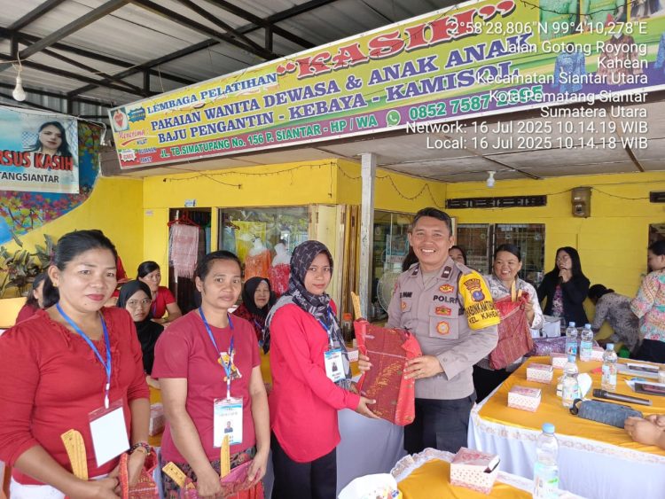 Polsek Siantar Utara Hadiri Pembukaan Pelatihan Menjahit di LPK Kasih