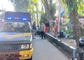 Pria Asal Simalungun Ditemukan Tewas di Trotoar, Polsek Siantar Timur Cek TKP 