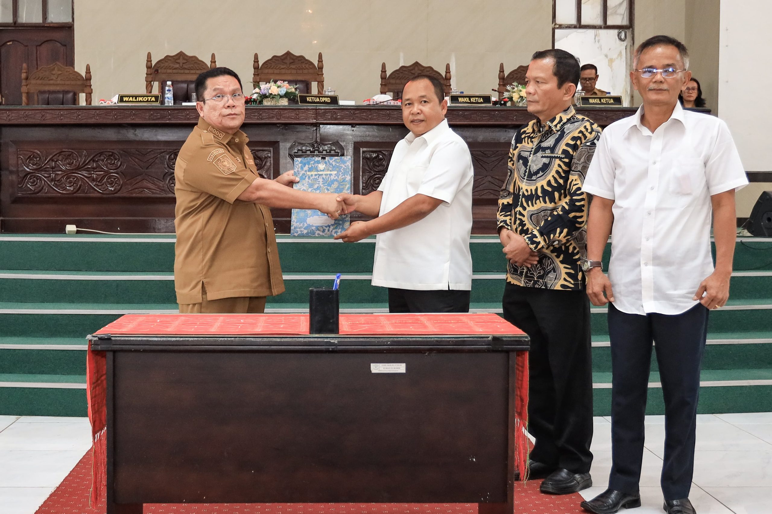 Wali Kota Pematangsiantar Sampaikan Pendapat Akhir Sekaligus Pidato Penutupan Rapat Paripurna VI DPRD Wali Kota Pematangsiantar Sampaikan Pendapat Akhir Sekaligus Pidato Penutupan Rapat Paripurna VI DPRD