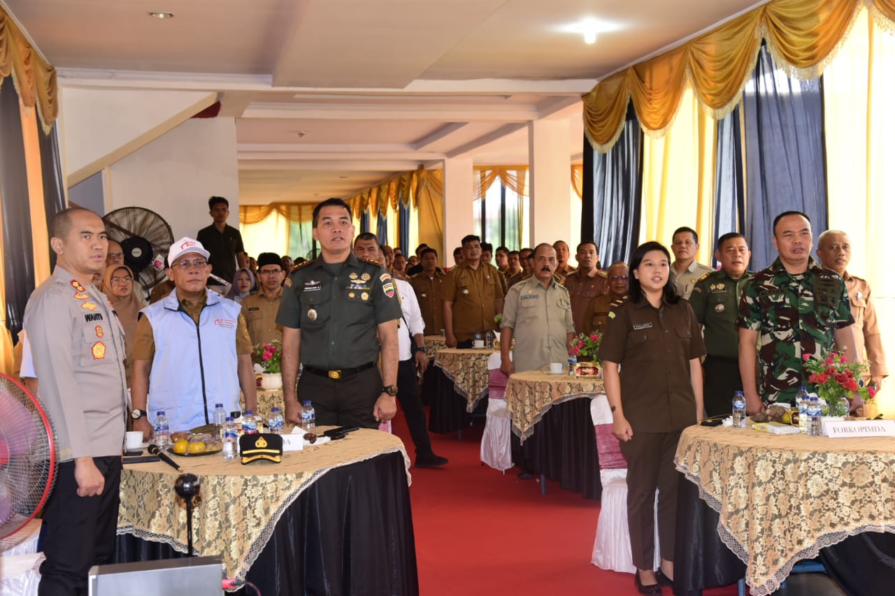 Bupati Tapanuli Tengah Hadiri Peluncuran 80.000 Koperasi Merah Putih
