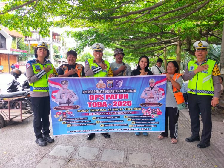 Sat Lantas Polres Pematangsiantar Sosialisasi Operasi Patuh Toba 2025 kepada Jukir dan Para Pengemudi Sat Lantas Polres Pematangsiantar Sosialisasi Operasi Patuh Toba 2025 kepada Jukir dan Para Pengemudi