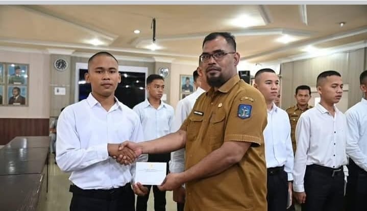 Wali Kota dan Wakil Wali Kota Sibolga Resmi Lepas 10 Taruna-Taruni PKP AUP Jakarta dan Dumai Tahun 2025