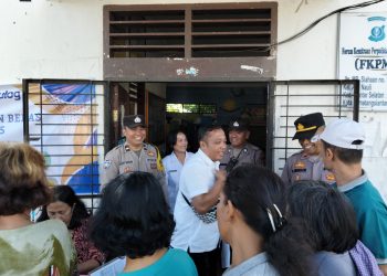 Polsek Siantar Selatan Amankan Pembagian Bantuan Pangan Beras 2025 di Kelurahan Aek Nauli