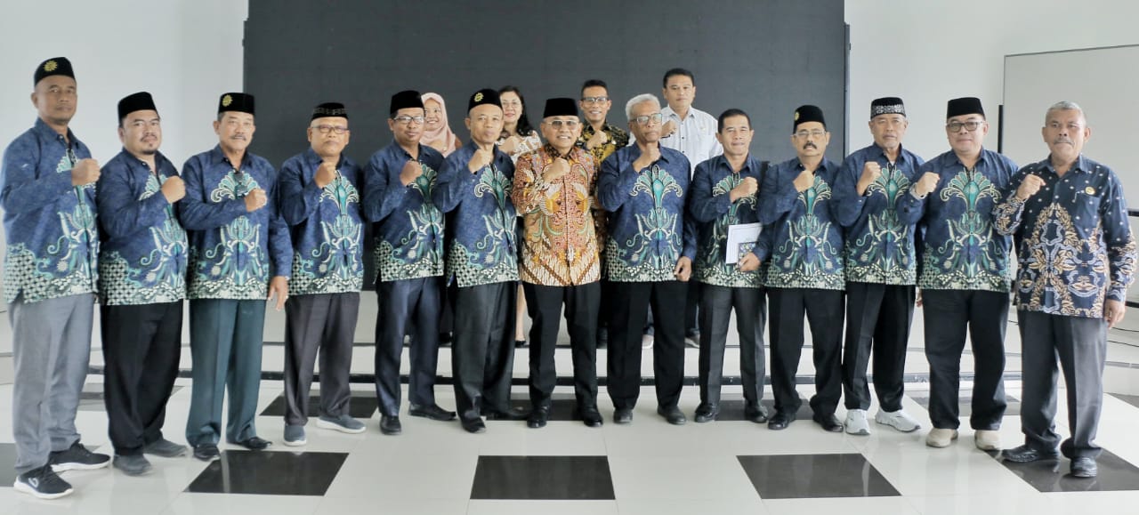 Bupati Simalungun Ajak PD Muhammadiyah Perkuat Persatuan dan Kesatuan Agar Visi Misi Bisa Tercapai Bupati Simalungun Ajak PD Muhammadiyah Perkuat Persatuan dan Kesatuan Agar Visi Misi Bisa Tercapai