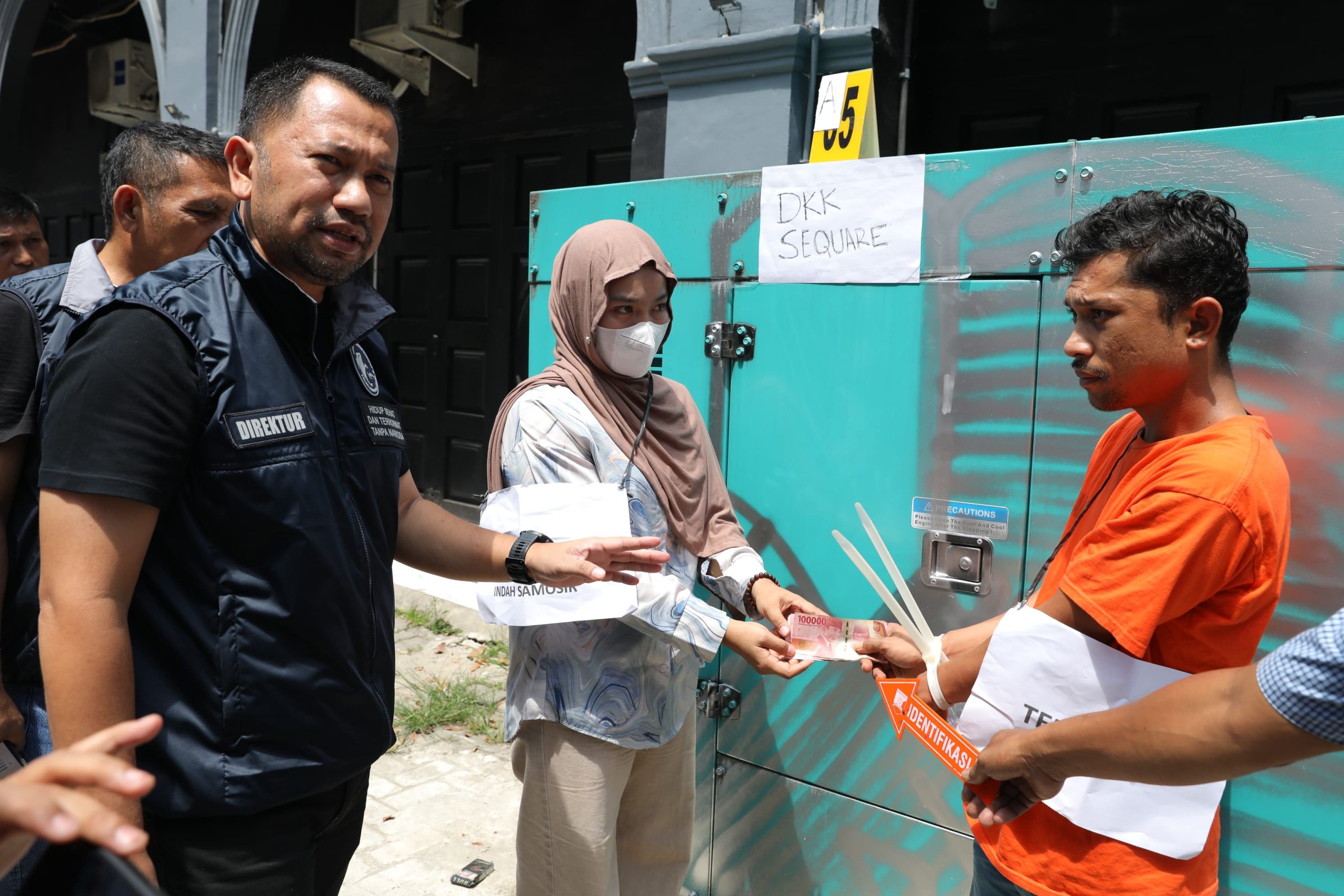 Ditresnarkoba Polda Sumut Gelar Prarekonstruksi, Ungkap Pemesanan Ekstasi Melalui DPO Perempuan di Salah Satu THM Siantar
