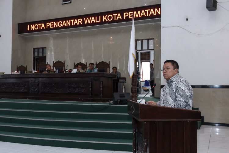 Wali Kota Pematangsiantar Wesly Silalahi Hadiri Rapat Paripurna VIII DPRD Terkait Nota Pengantar Rancangan KUA-PPAS P-APBD TA 2025