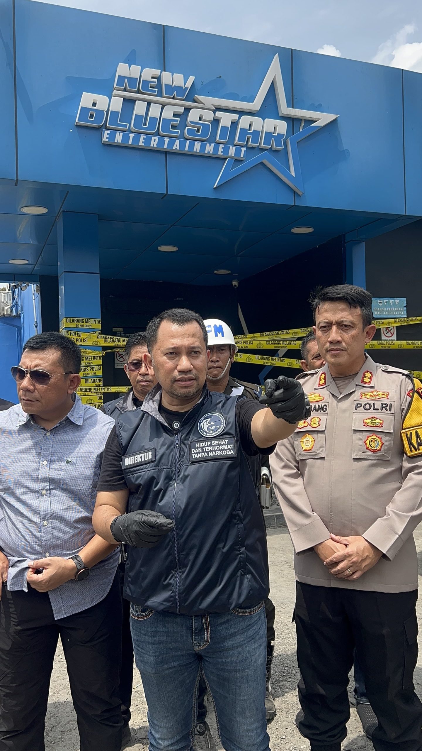 Tim Direktorat Reserse Narkoba Polda Sumut Gerebek THM New Blue Star, Beberapa Pihak Lakukan Perlawanan