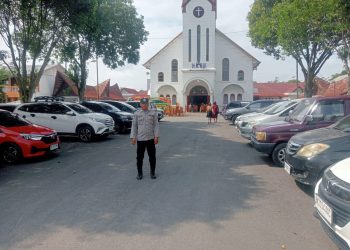 Amankan Ibadah Minggu di Gereja, Polsek Siantar Selatan Laksanakan Patroli