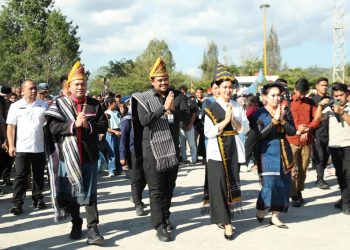 Gubsu Berikan Kado Di Pesta Oang Oang Kabupaten Pakpak Bharat