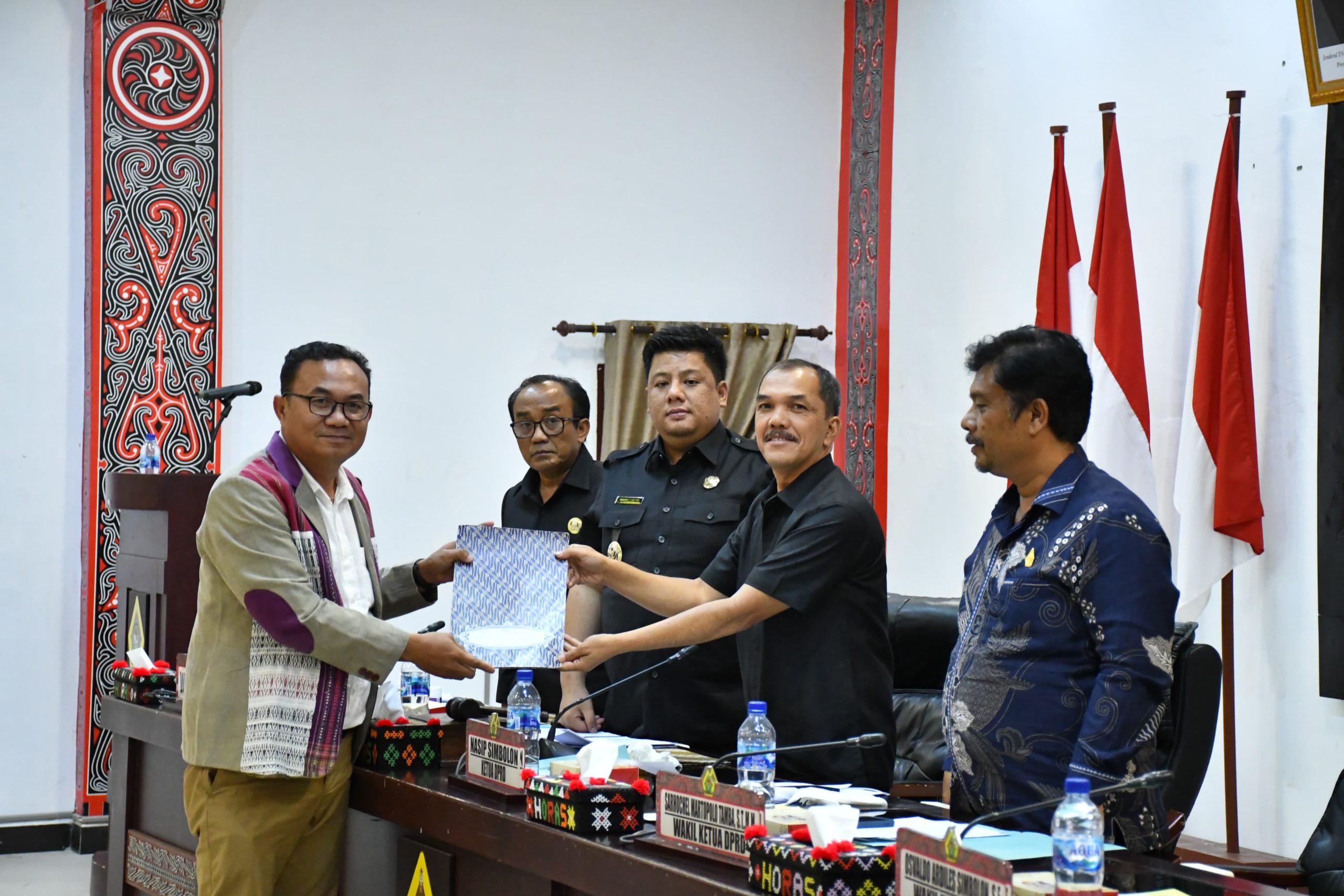 DPRD dan Pemkab Samosir Sepakati Ranperda RPJMD Samosir Tahun 2025 - 2029 DPRD dan Pemkab Samosir Sepakati Ranperda RPJMD Samosir Tahun 2025 - 2029