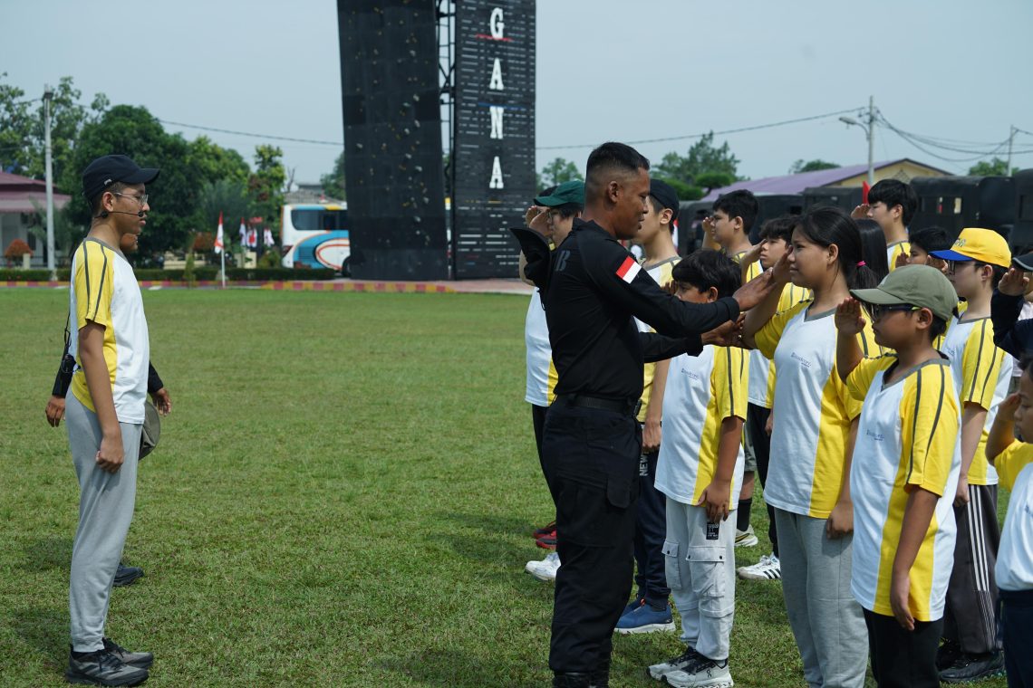 Pelatihan Dasar Kepemimpinan Siswa High Scope Indonesia Di Mako Satuan Brimob Polda Sumut, Membentuk Generasi Muda Berjiwa Pemimpin Dan Berwawasan Kebhinekaan