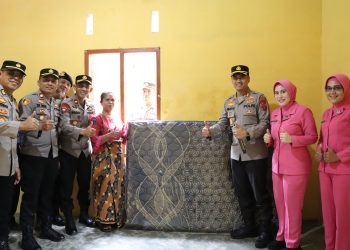Polres Tapteng Resmikan Bantuan Rehab Rumah Tidak Layak Huni, Wujudkan Tapteng Membara Berlanjut