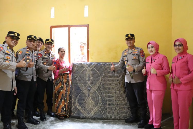Polres Tapteng Resmikan Bantuan Rehab Rumah Tidak Layak Huni, Wujudkan Tapteng Membara Berlanjut