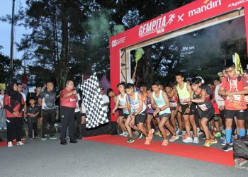 Wali Kota Pematangsiantar Wesly Silalahi Lepas Peserta Gempita Kemerdekaan Run 'Agak Lari Kelen'