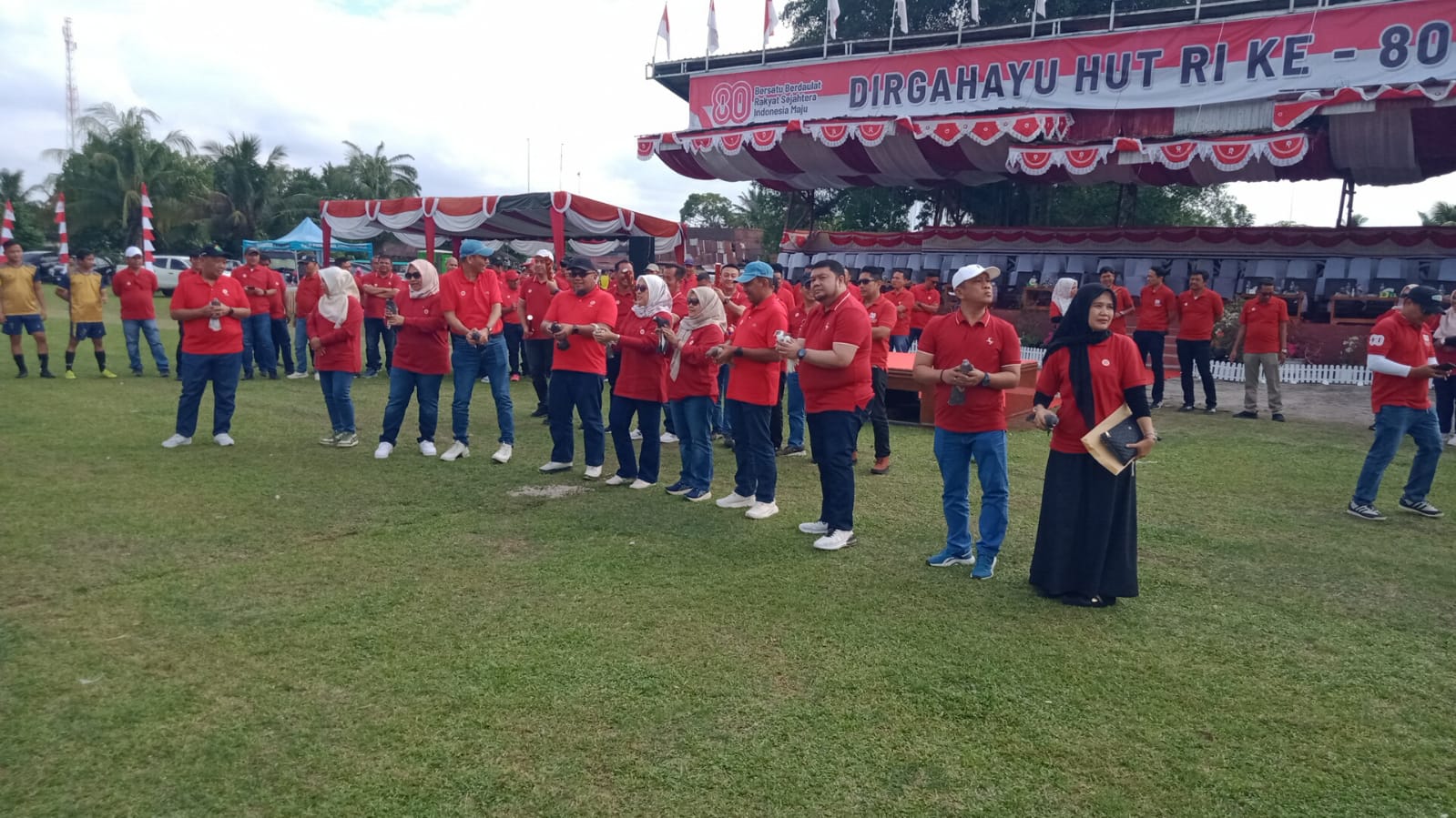 PTPN IV Regional II Grup Unit-I Gelar Berbagai Olah Raga Dalam Rangka Menyambut Hut RI Ke-80 PTPN IV Regional II Grup Unit-I Gelar Berbagai Olah Raga Dalam Rangka Menyambut Hut RI Ke-80