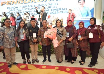 Ny Rismawati Masinton Pasaribu Dikukuhkan Jadi Bunda PAUD dan Bunda Literasi Tapanuli Tengah