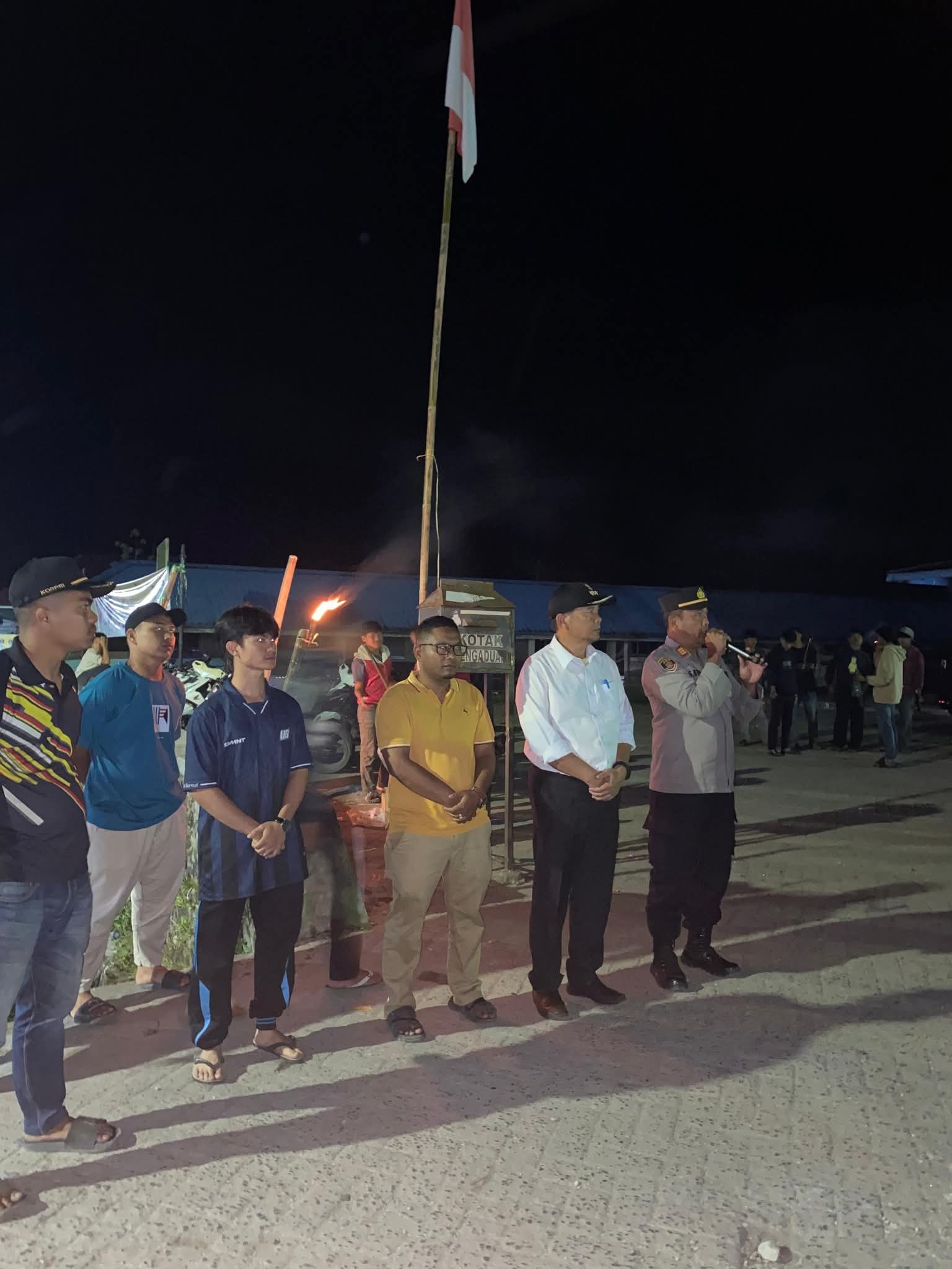 Camat Kerajaan Pimpin Malam Taptu