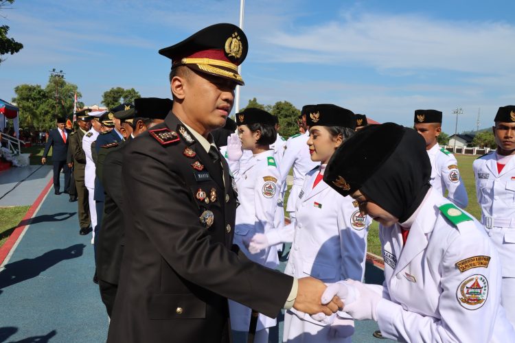 Kapolres Tapanuli Tengah Hadiri Upacara HUT ke-80 RI